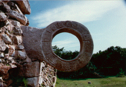 external image Juego+de+Pelota.gif