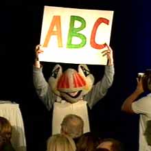 [buddythepuffin.jpg]