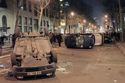 [paris+cars.jpg]