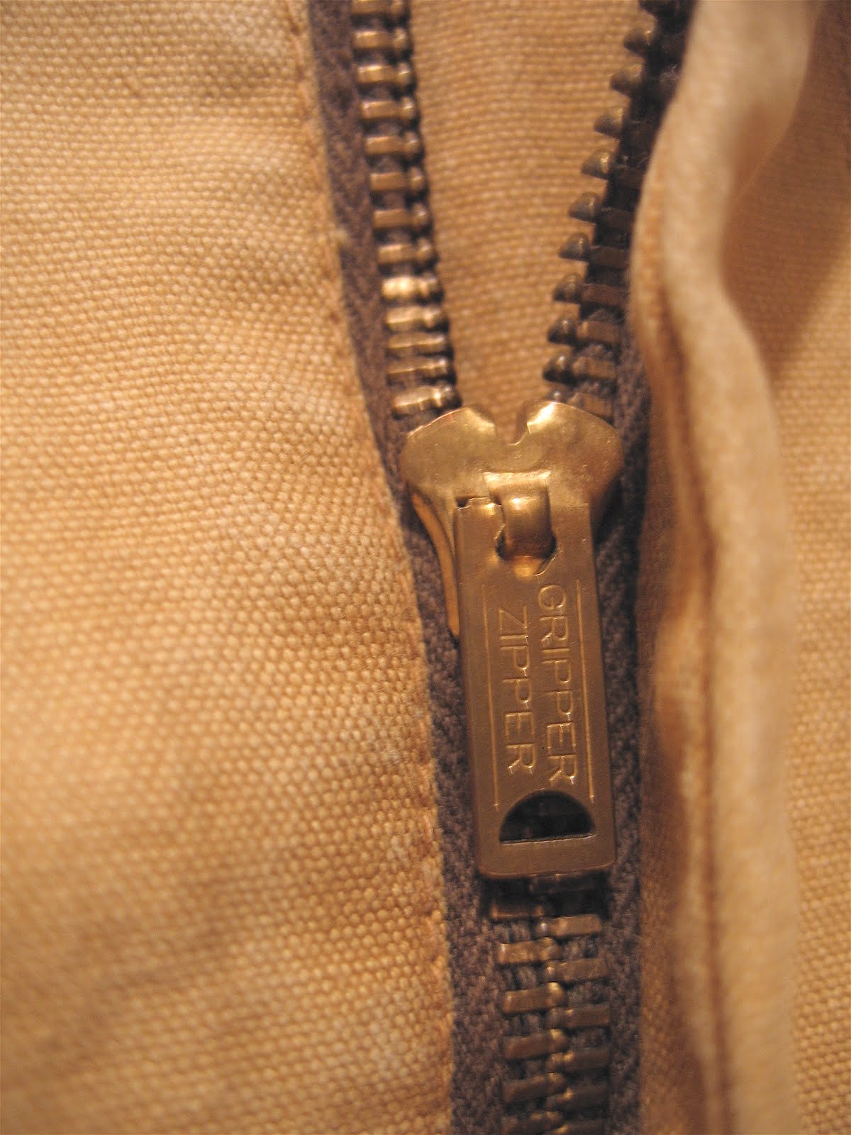 XtimemachineX: Vintage American Zippers