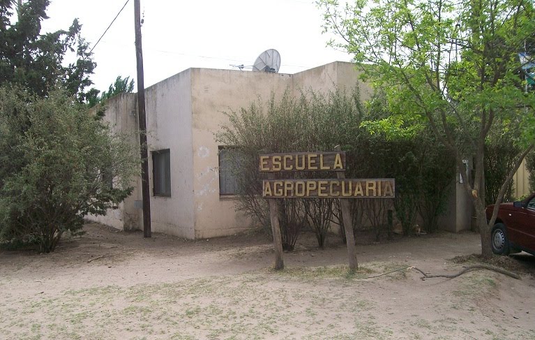 Escuela Agropecuaria - Bajo Hondo