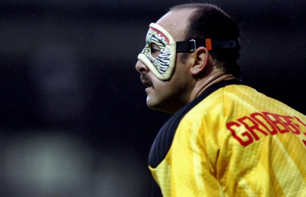 [grobbelaar+mask.jpg]