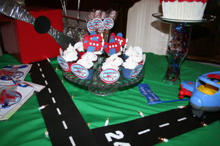 [airplane+table.jpg]