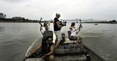 extreme bowfishing extreme bowfishing