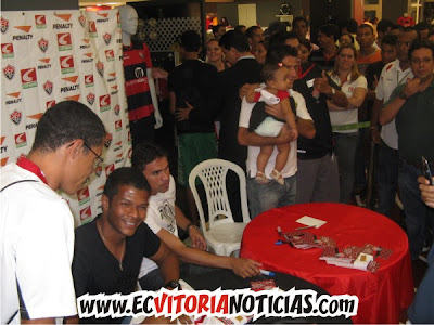 Viáfara, Vanderson e Ramon Menezes - EC Vitória