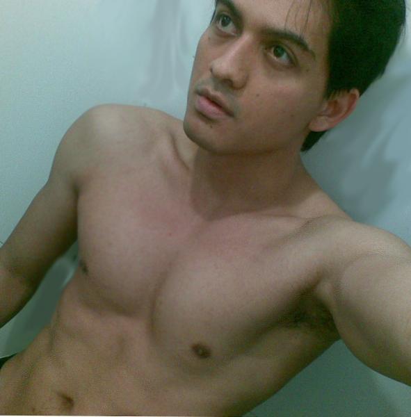 gay bars chicago subarbs from Jayden lelaki gay indonesia