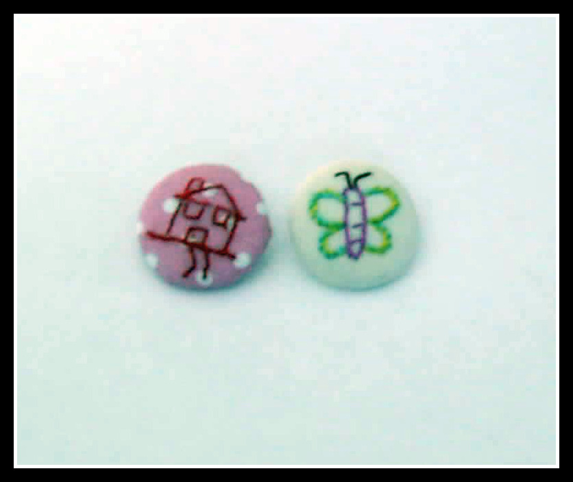 [embroidered+buttons.jpg]