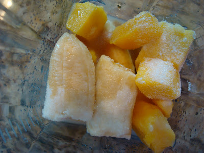 Ingredients for Vegan Mango Banana Vanilla Softserve in blender