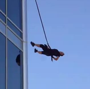Tom Cruise stunt mission impossible