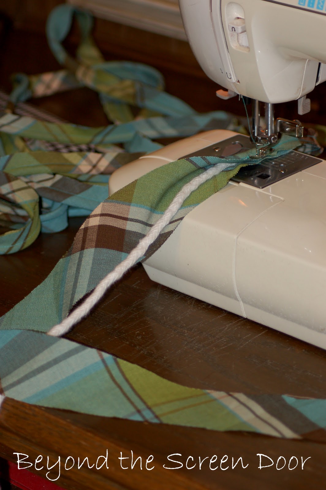 How To Make SelfPiping/SelfCording for Your Projects Sonya Hamilton
