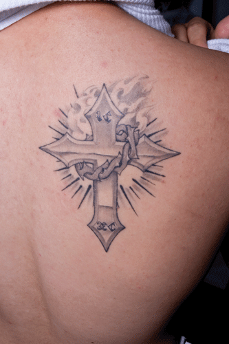 Cool Cross tattoos with Wings
