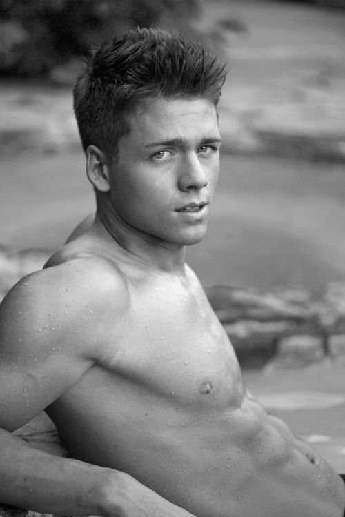 Steven Dehler модель