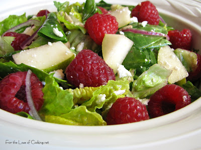 Mixed Greens with Raspberries and Pears