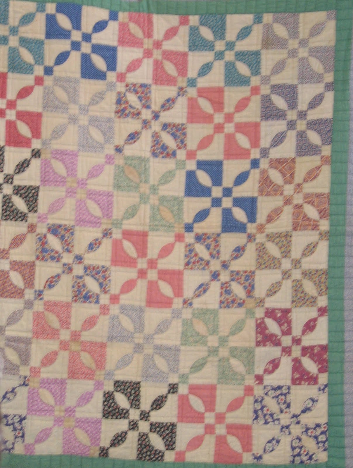 Molly's Place Antiqiue Quilts from the Tyler Texas Quilt Show2010