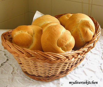 Knot Bread