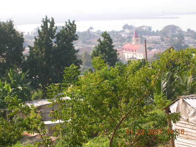 iglesia catolica vista desde la academia