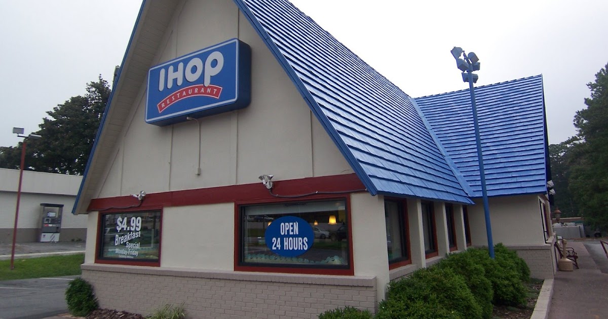 Breakfast FaceOff Waffle House vs. IHOP