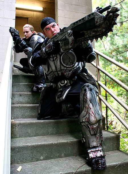 Gears of War - Real Armour and Guns for sale (well copies from the game) .