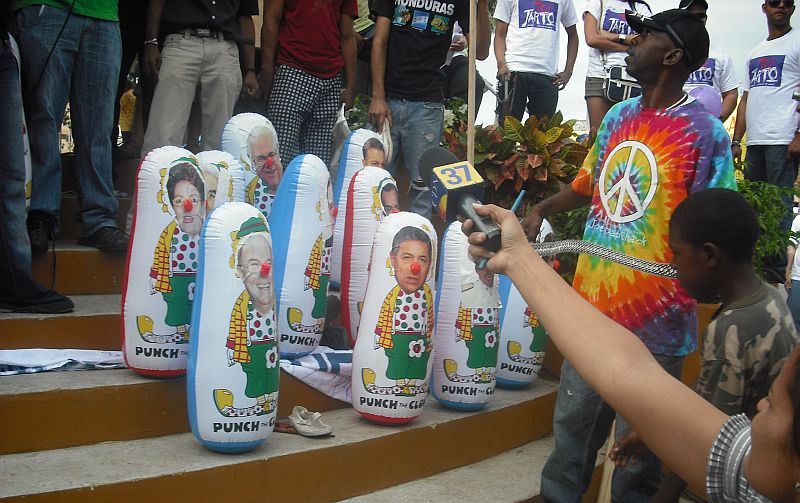 [algunos+payasos.jpg]