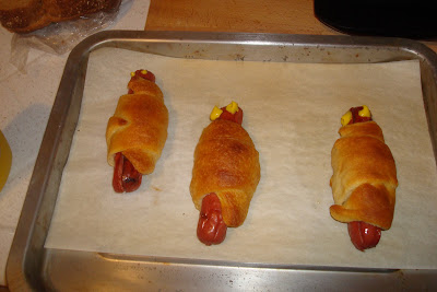 Simple Spookie Recipe Mummy Dogs Swaggerific Halloween Guide Feature Brite And Bubbly