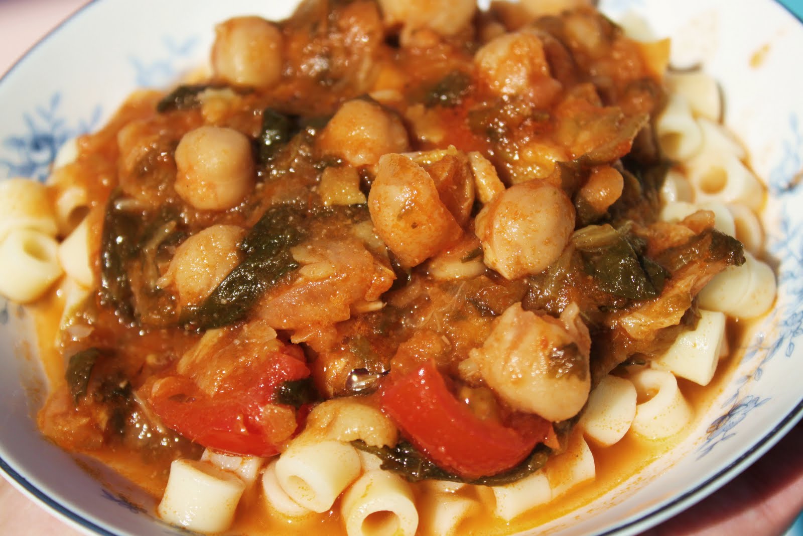 What's Cookin' Italian Style Cuisine Italian Escarole and Chickpea