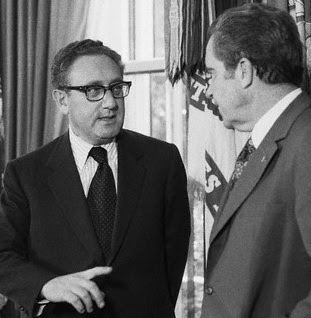 Nixon and Kissinger in the Oval Office