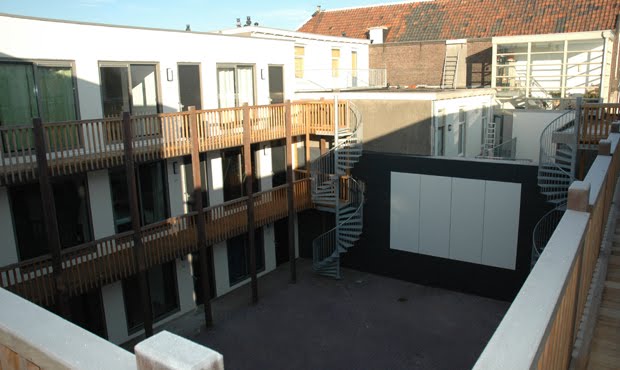 [jongerncomplex+voorstraat.jpeg]