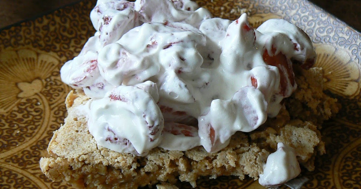 The Creative Homemaker {Scrumptious} Ritz Cracker Pie