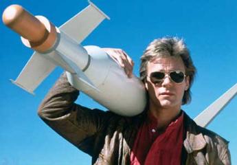 [macgyver+with+missile.jpg]