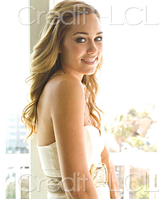 Lauren Conrad candids also shares what's in her bag.: ohnotheydidnt —  LiveJournal - Page 4