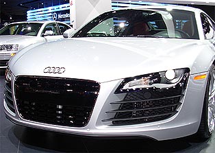 [detroit2008_audir8_home.jpg]