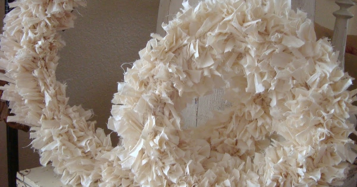 The French Mannequin Muslin Rag Wreaths