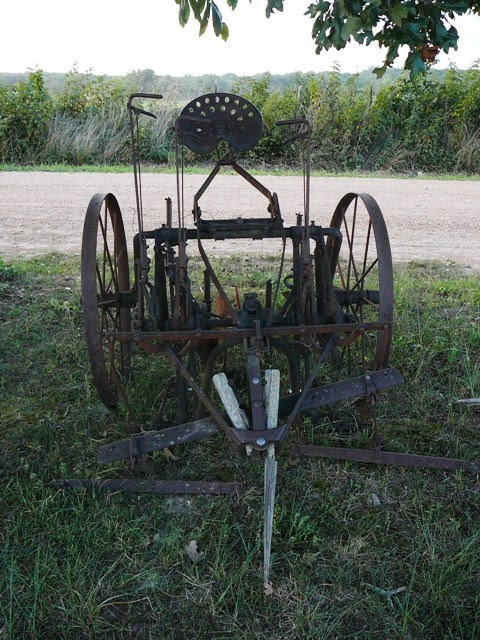 Ozarks Draft Horse Association: Horse drawn farm equipment for sale