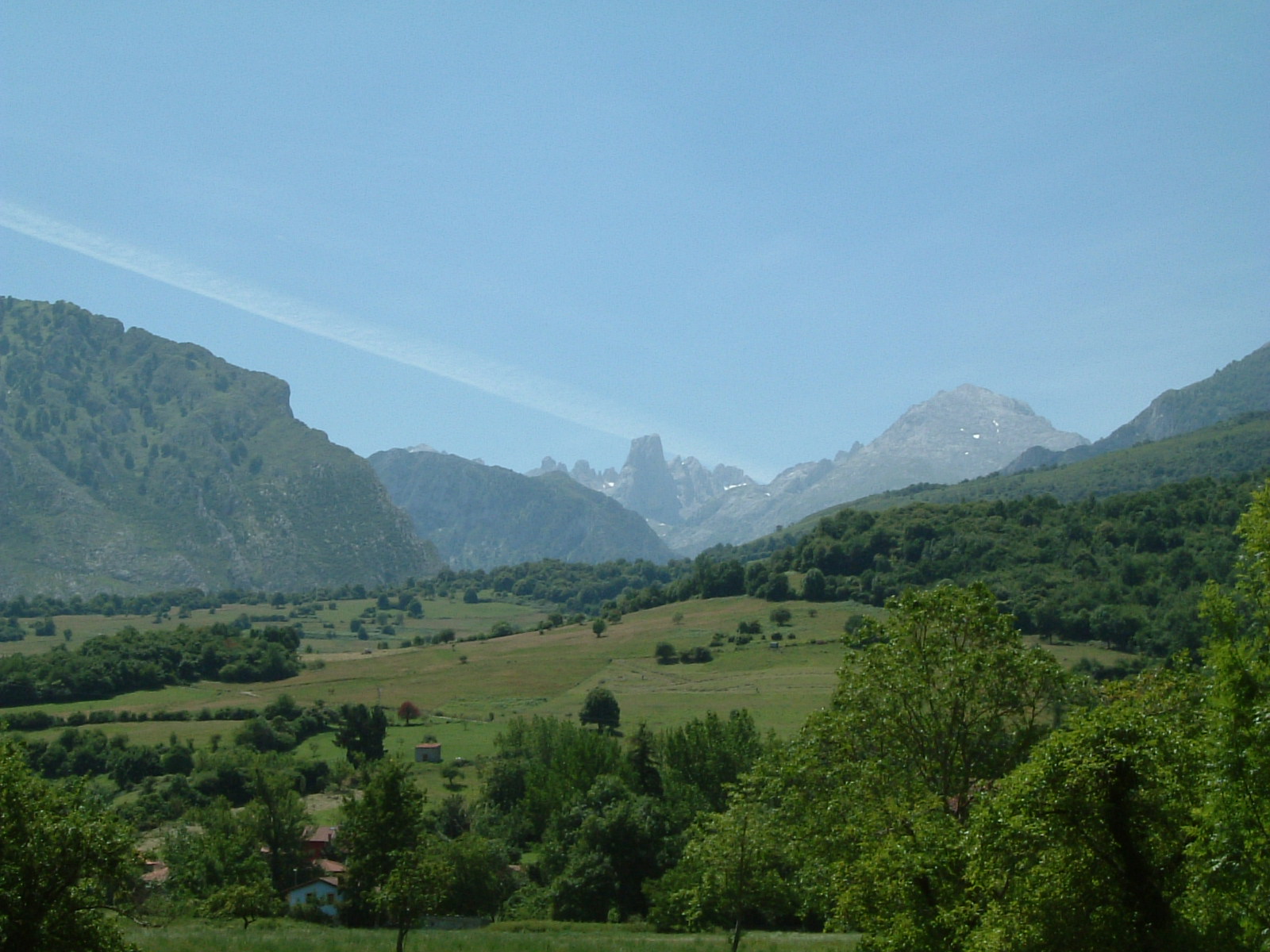 [el+pico+urriello.JPG]