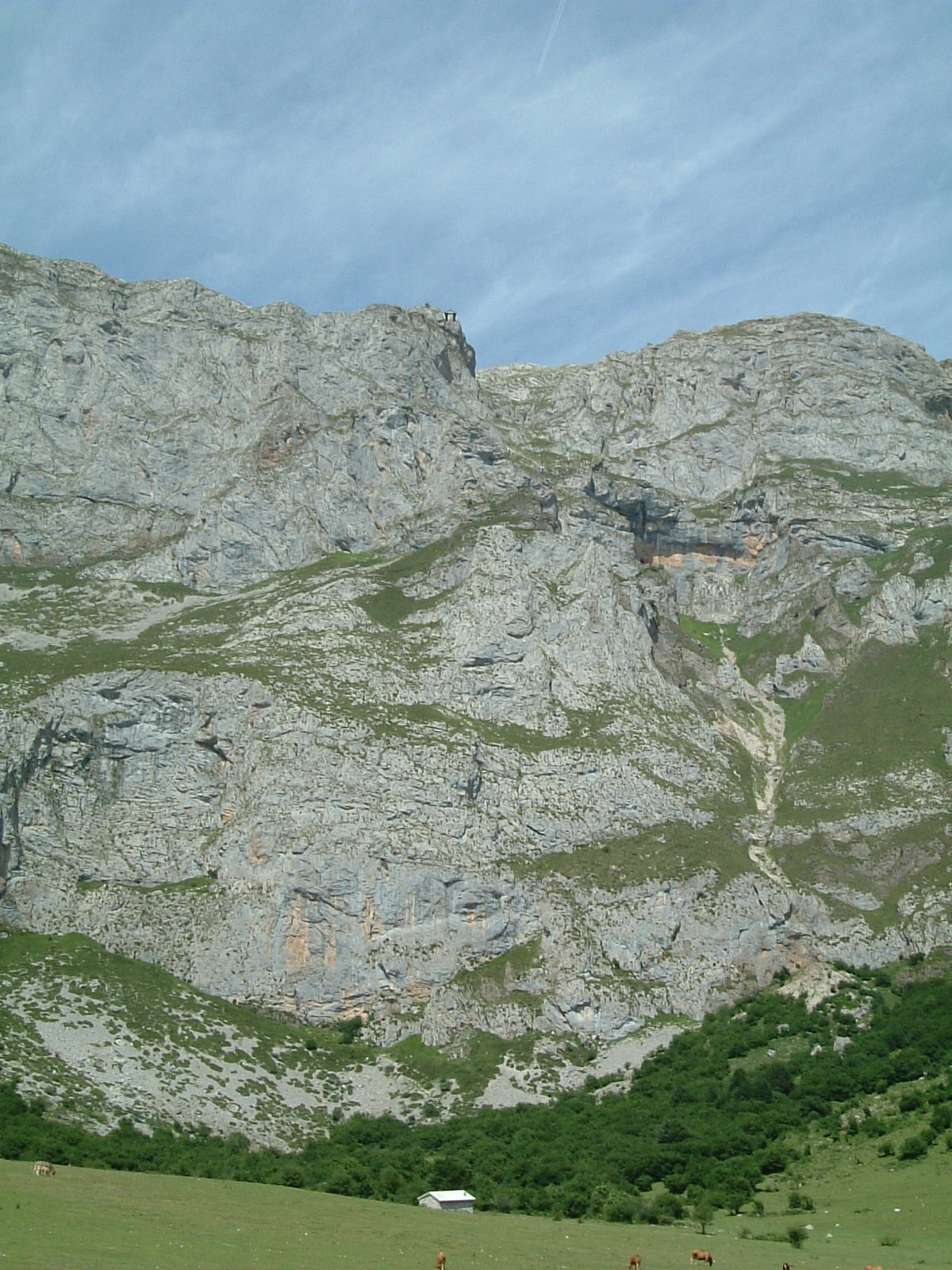 [la+pared+de+fuentede.JPG]