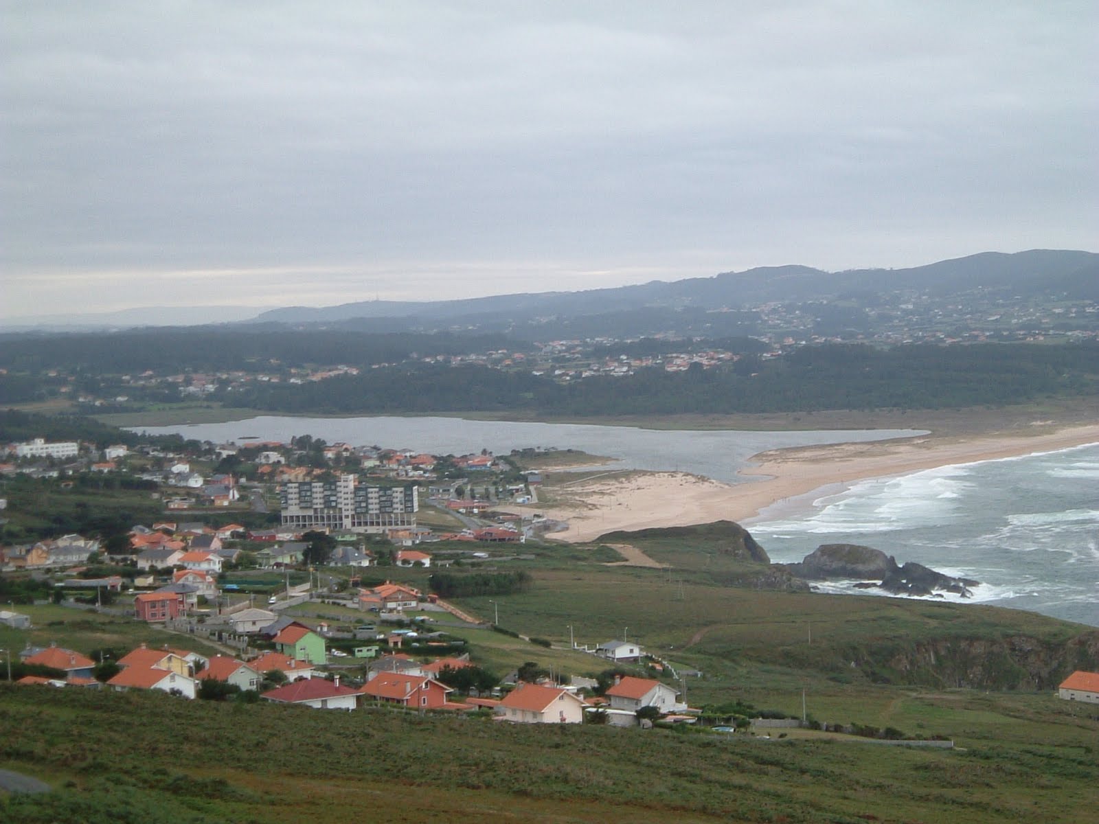 [valdoviño+-+lago.JPG]