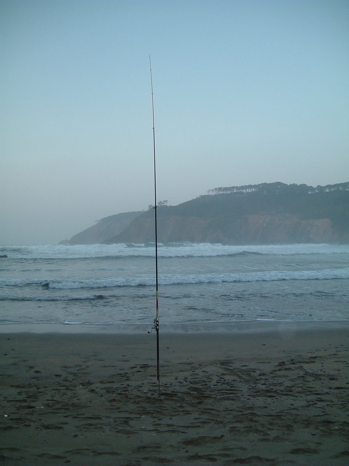 [esperando+la+picada.JPG]