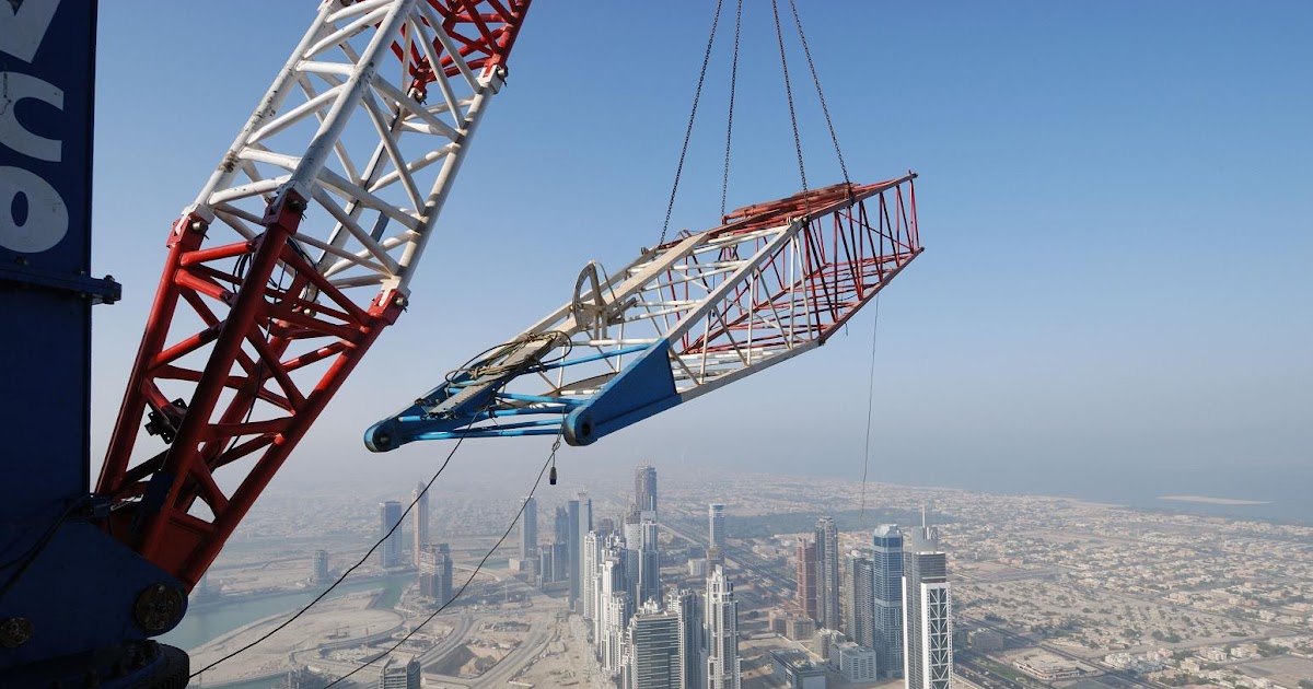 Burj Khalifa aka Burj Dubai photos by Imre Solt Burj Dubai enters