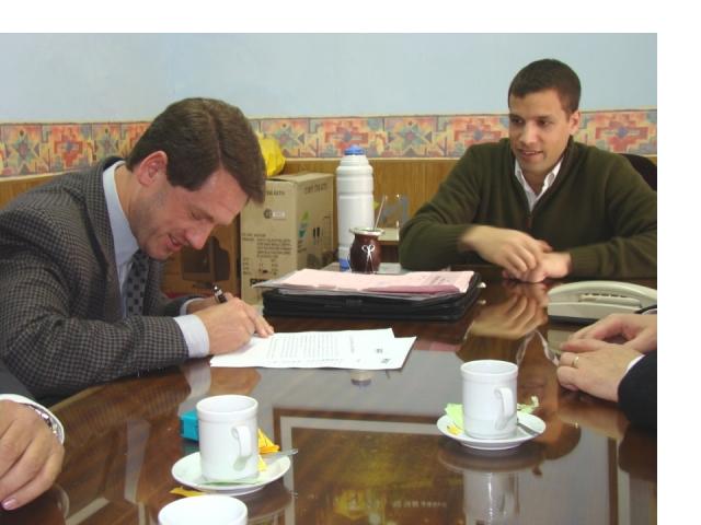 [firma+escritura+Municipalidad.jpg]