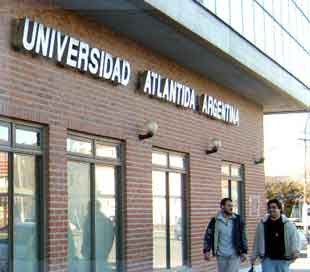 Pensando en un futuro profesional 2 uaa