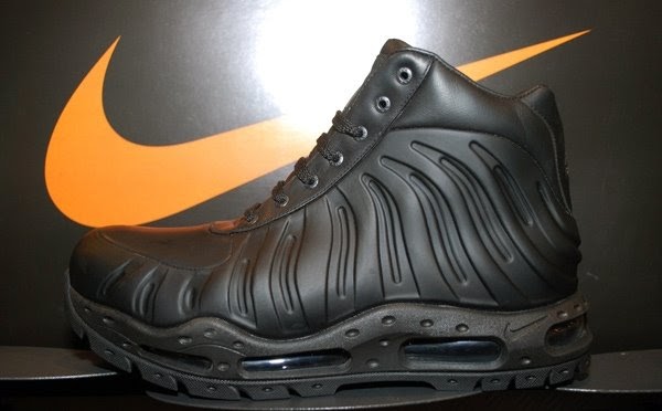 nike foam boots