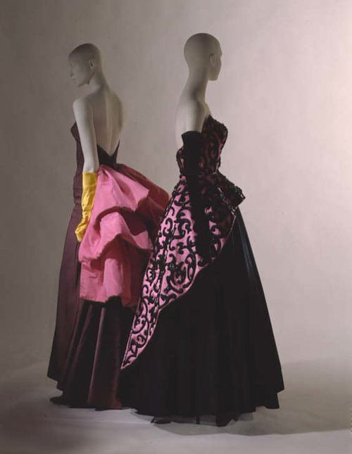 [black+pink+1951.bmp]