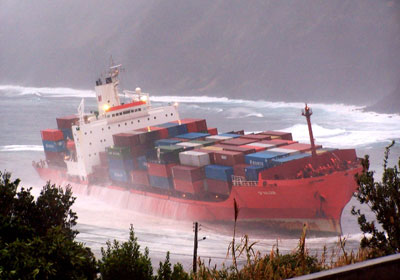 [2_132_8974_naviofaial.jpg]