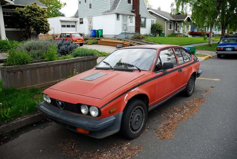 Old Parked Cars 1982 Alfa Romeo Gtv6 Balocco