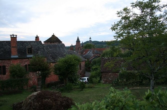[3+Collonges-La-Rouge.jpg]