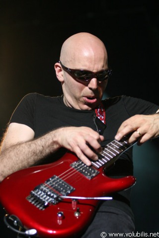 Joe Satriani  Joe+Satriani+Equipment