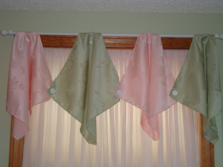Napkin Valance