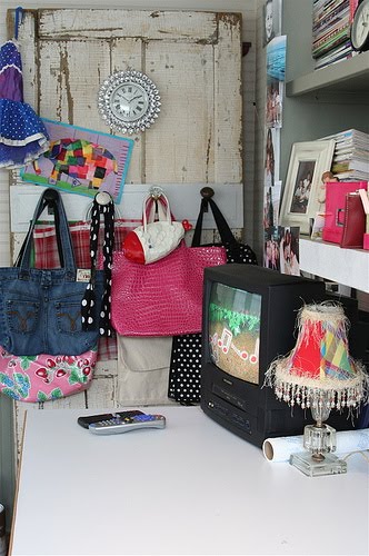 [2088233500_5ed2d0fa00.jpg]