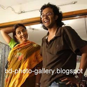 Attractive Actress Subarna Mustafa With Her Husband - Couple Photo