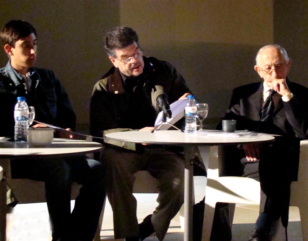 [005+a+2009-07-24+051+(Large).jpg]